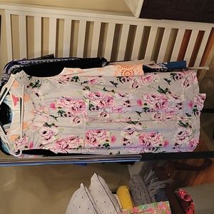 Nursing gown/ hospital robe